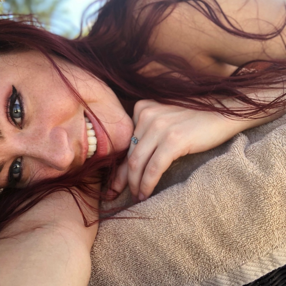 Meet your Posher, Syrina